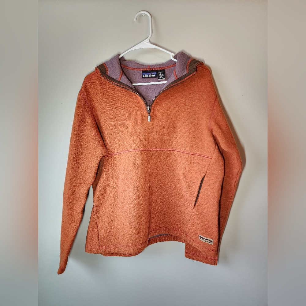 Patagonia orange sweatshirt